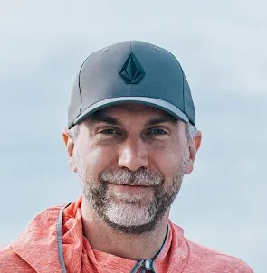Headshot of Ryan